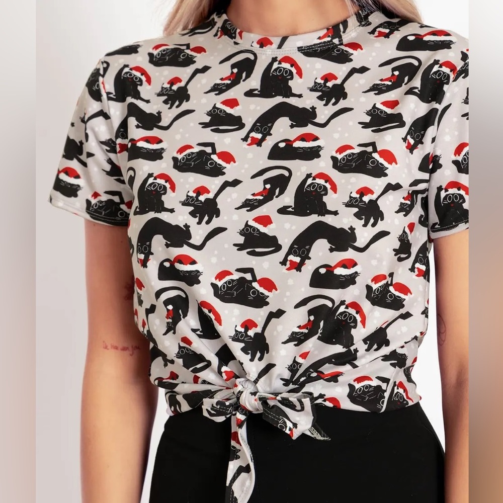 Blackmilk “CATS IN HATS TIE FRONT TEE” Size Small S NWT Xmas Christmas